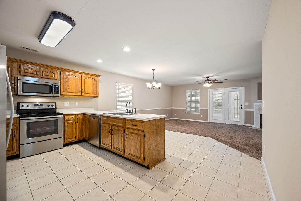 66 Yellow Brick Road Rossville, GA 30741 - Photo 7 of 34 66YellowBrick-9