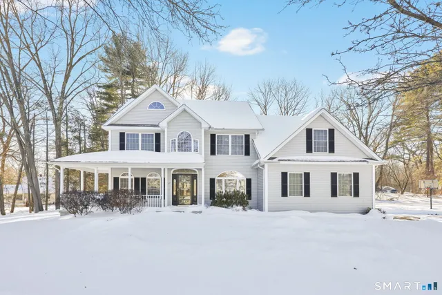 $579,900 | 27 April Way, Bloomfield, CT 06002