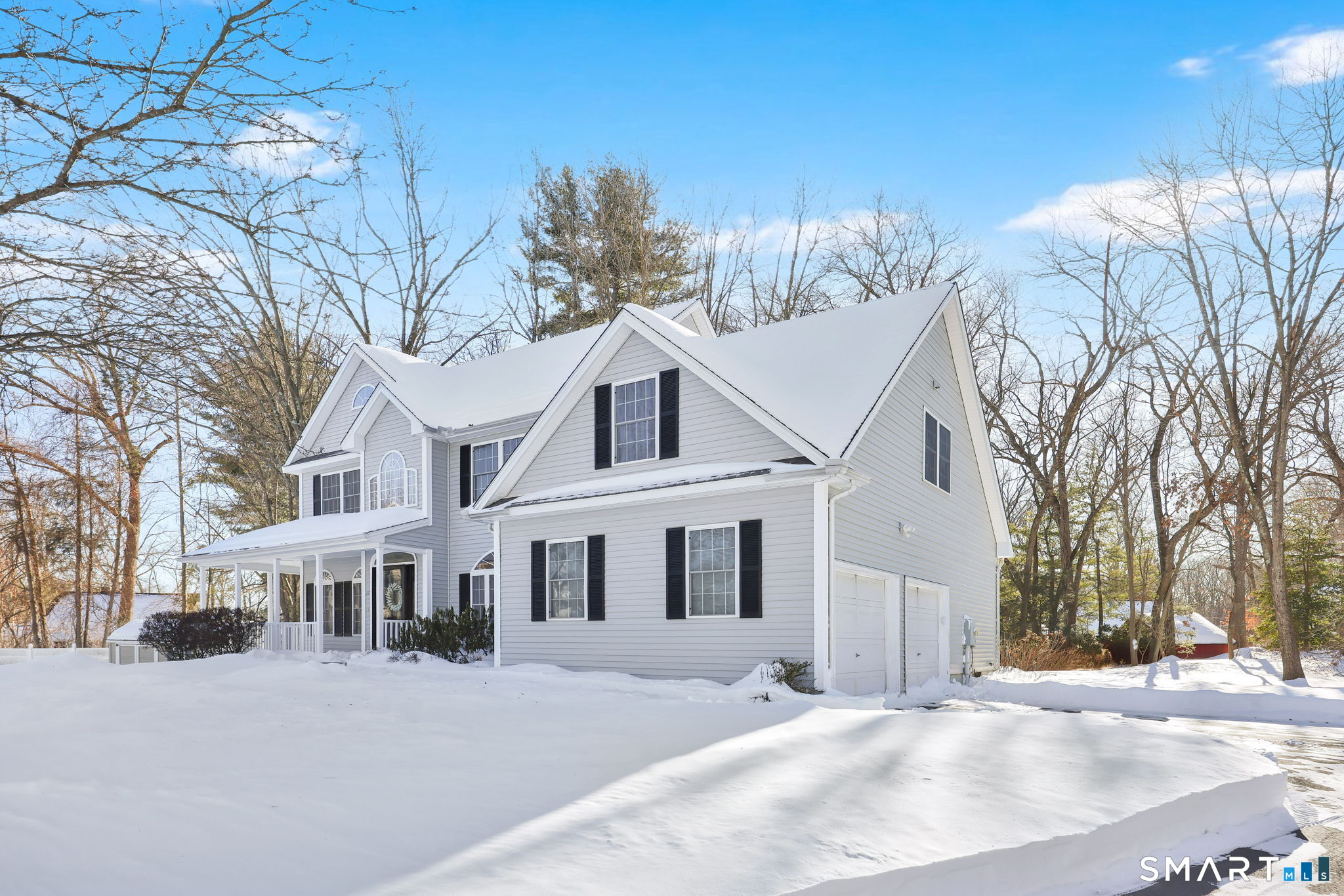 27 April Way Bloomfield, CT 06002 - Photo 2 of 40