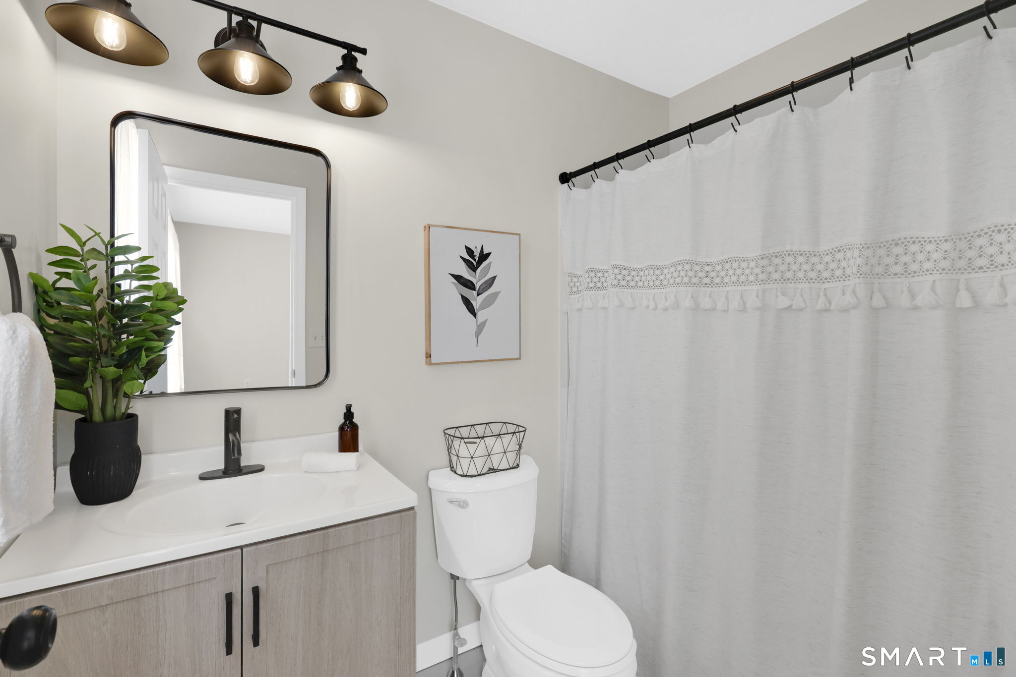 27 April Way Bloomfield, CT 06002 - Photo 22 of 40