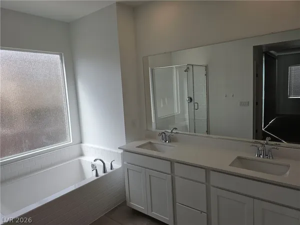 $2,400 | 6851 Gaslamp Harbor Avenue, Las Vegas, NV 89156