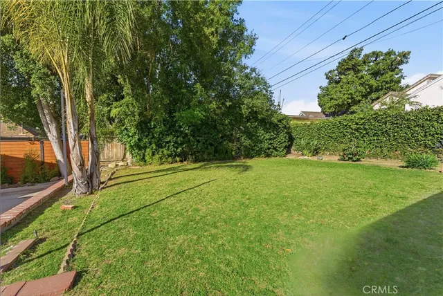 $1,500,000 | 1230 Oak Cir Drive, Glendale, CA 91208