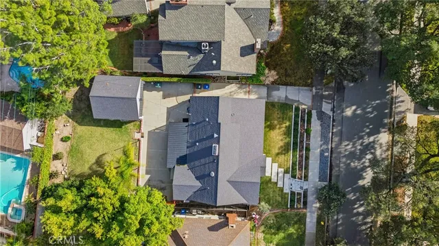 $1,500,000 | 1230 Oak Cir Drive, Glendale, CA 91208