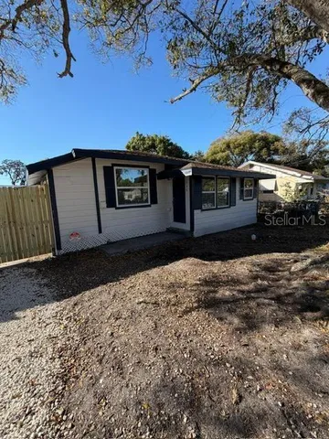 $1,695 | 1930 Macomber Avenue, Clearwater, FL 33755