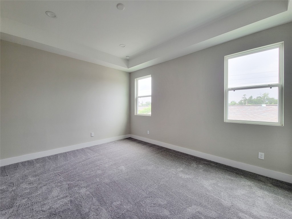8316 Curry Road, Unit A Houston, TX 77093 - Photo 34 of 47 an empty room with a window