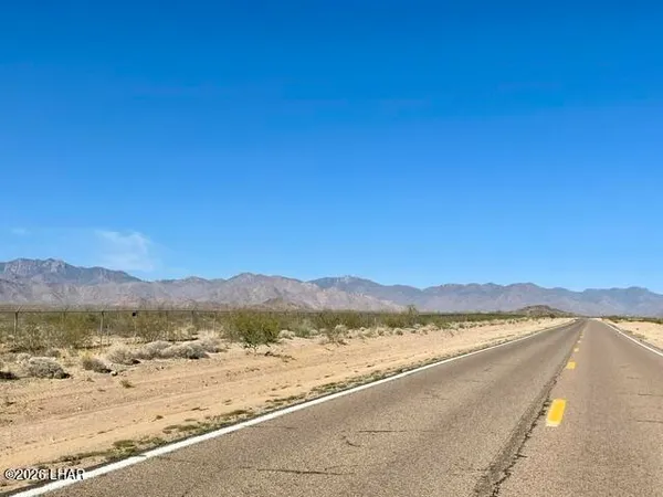 $299,000 | 24515159 Lincoln Street, Yucca, AZ 86438