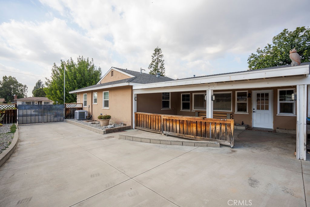 1338 Delay Avenue Glendora, CA 91740 - Photo 36 of 46 front view of a house with a outdoor space