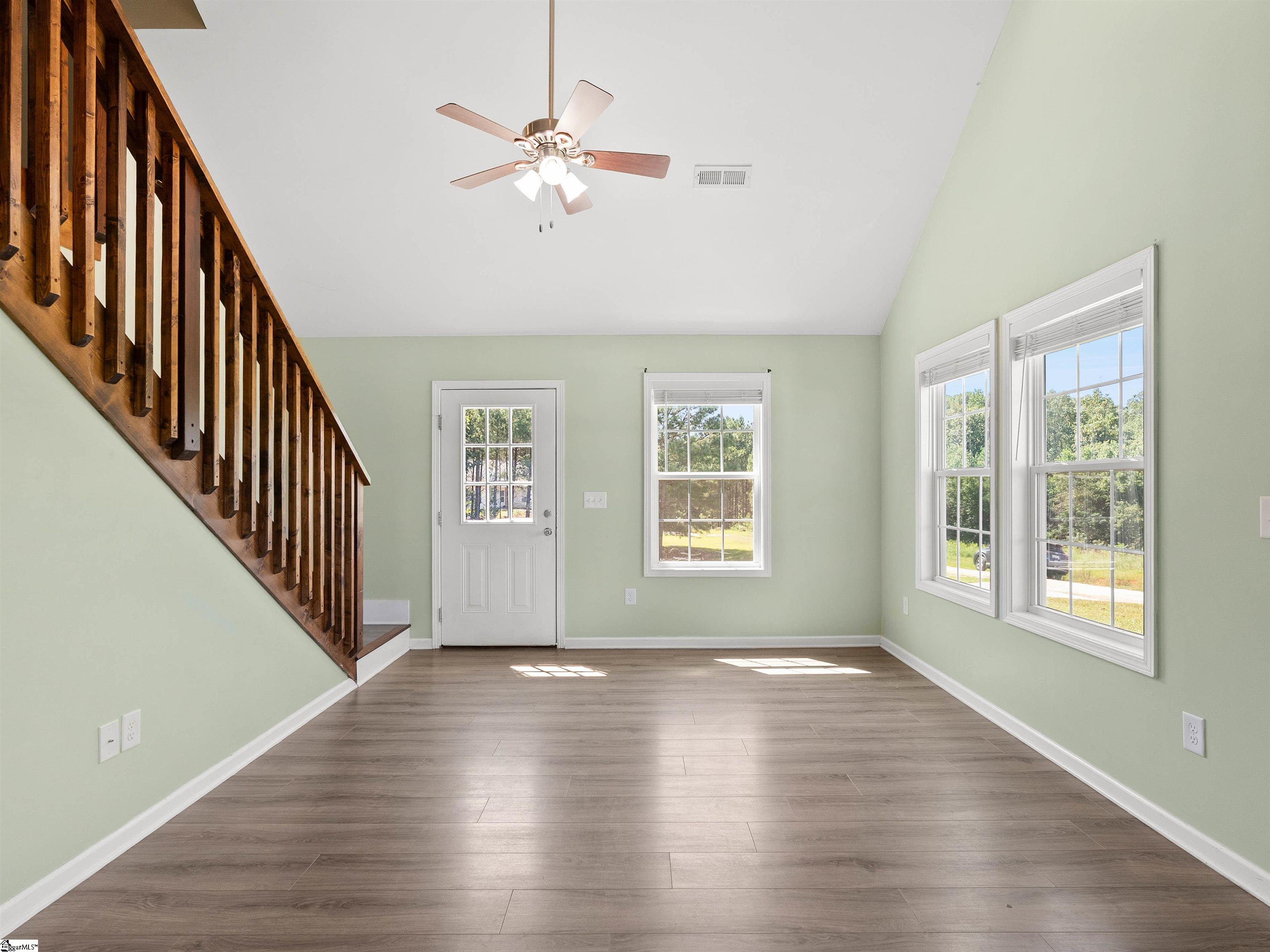 381 Deer Farm Fair Play, SC 29643 - Photo 5 of 44