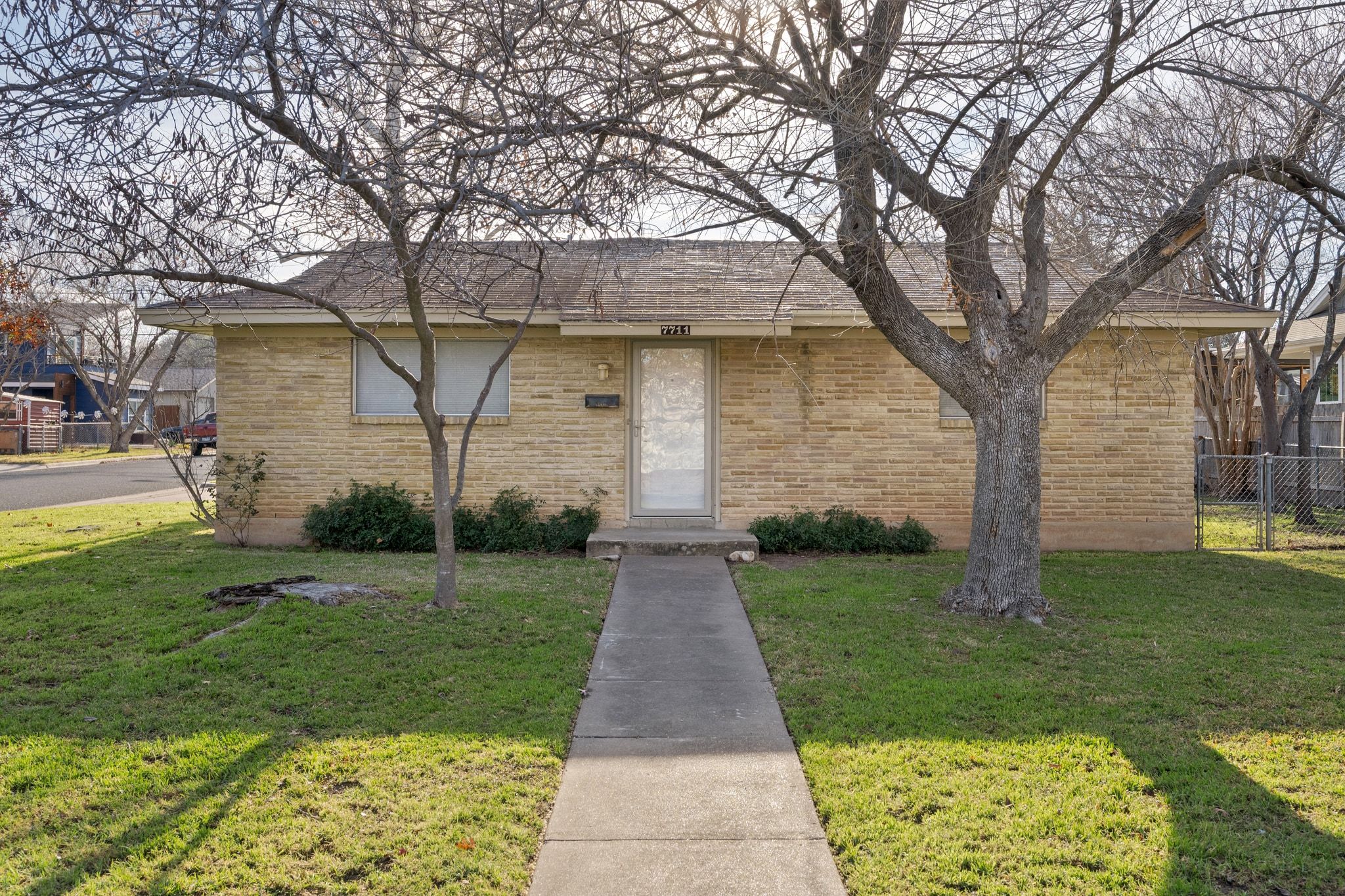 1911 Barbara Street Austin, TX 78757 - Photo 4 of 16