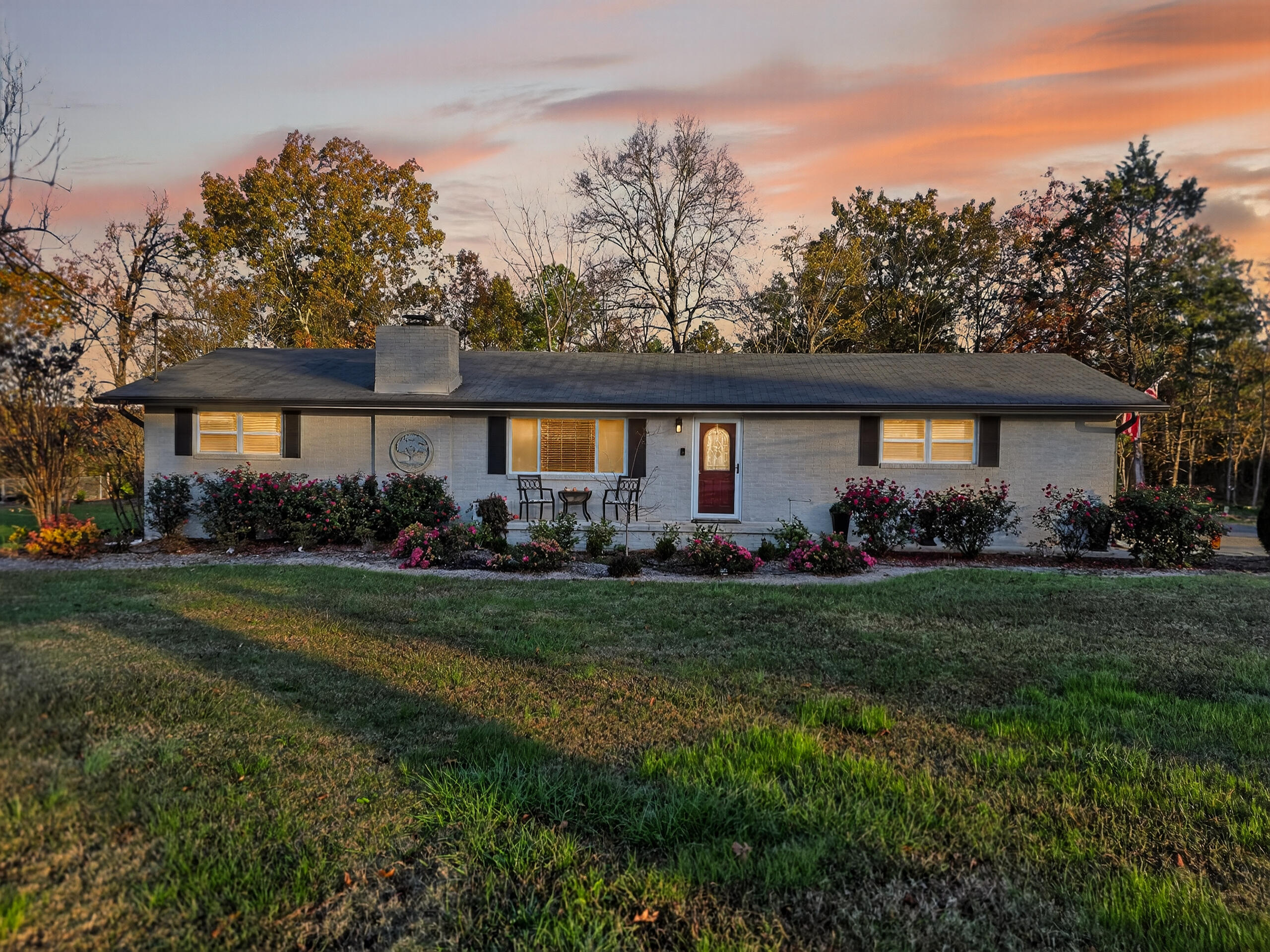 521 Steele Road Rossville, GA 30741 - Photo 61 of 71 20251112_080956(0)#twilight
