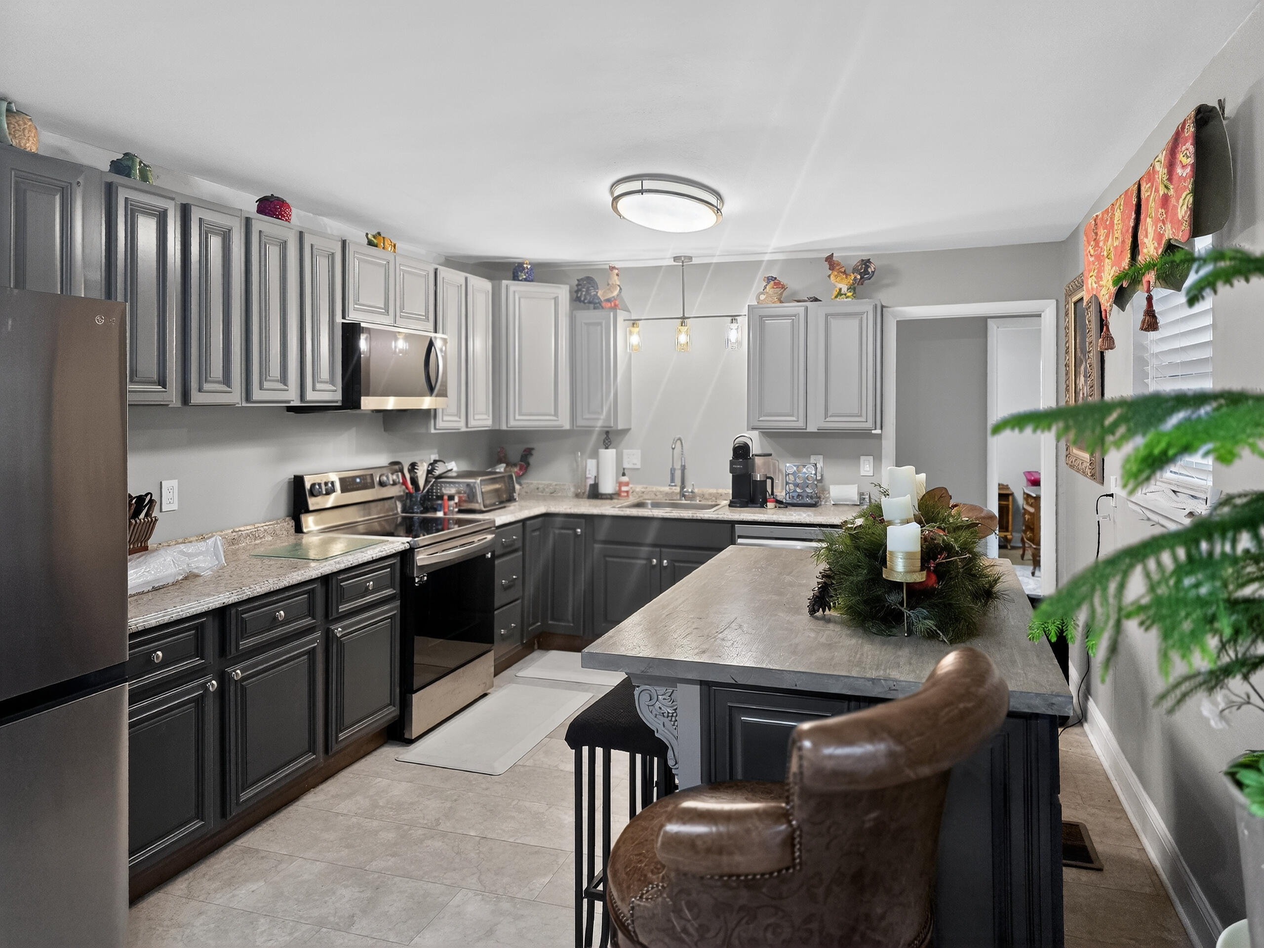 521 Steele Road Rossville, GA 30741 - Photo 7 of 71 20251204_093927