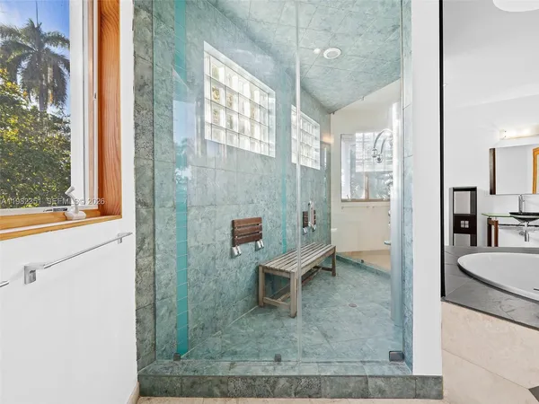 $17,995 | 450 Victoria Terrace, Fort Lauderdale, FL 33301