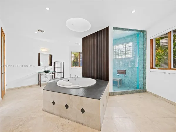 $17,995 | 450 Victoria Terrace, Fort Lauderdale, FL 33301