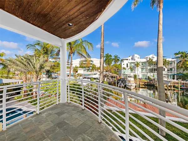 $17,995 | 450 Victoria Terrace, Fort Lauderdale, FL 33301