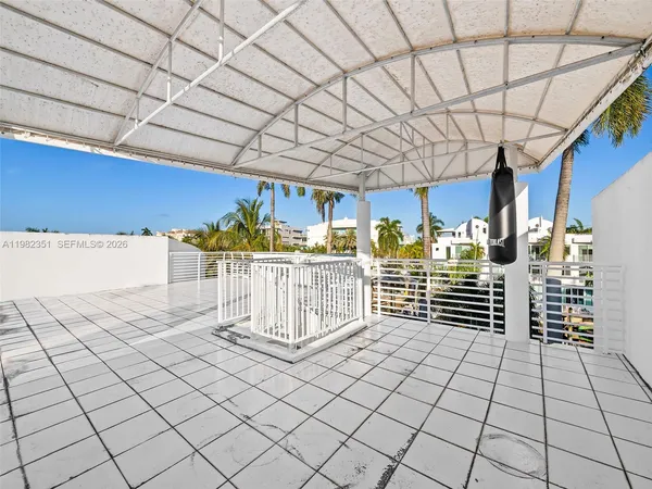 $17,995 | 450 Victoria Terrace, Fort Lauderdale, FL 33301