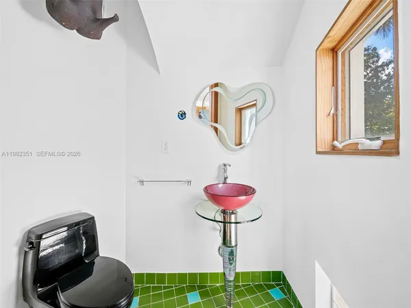 $17,995 | 450 Victoria Terrace, Fort Lauderdale, FL 33301