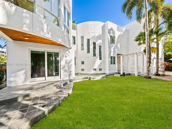 $17,995 | 450 Victoria Terrace, Fort Lauderdale, FL 33301