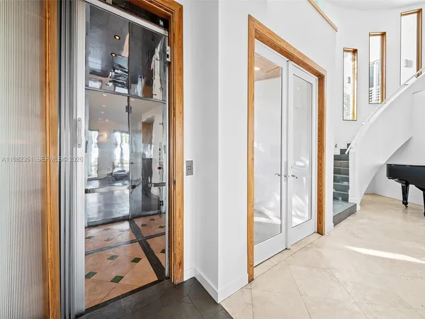 $17,995 | 450 Victoria Terrace, Fort Lauderdale, FL 33301