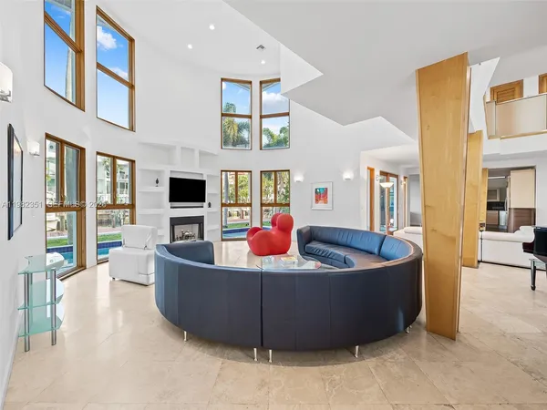 $17,995 | 450 Victoria Terrace, Fort Lauderdale, FL 33301