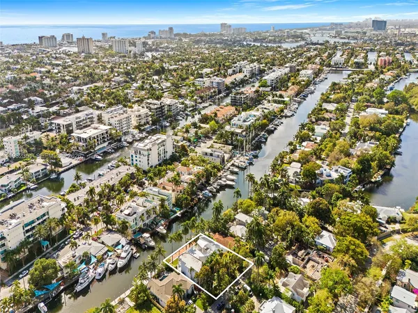 $17,995 | 450 Victoria Terrace, Fort Lauderdale, FL 33301