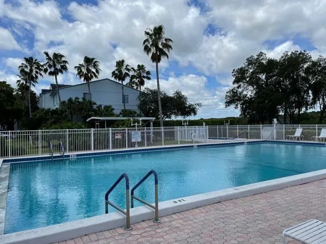 $216,500 | 2500 Southeast Anchorage Cove, Unit D3, Port St. Lucie, FL 34952
