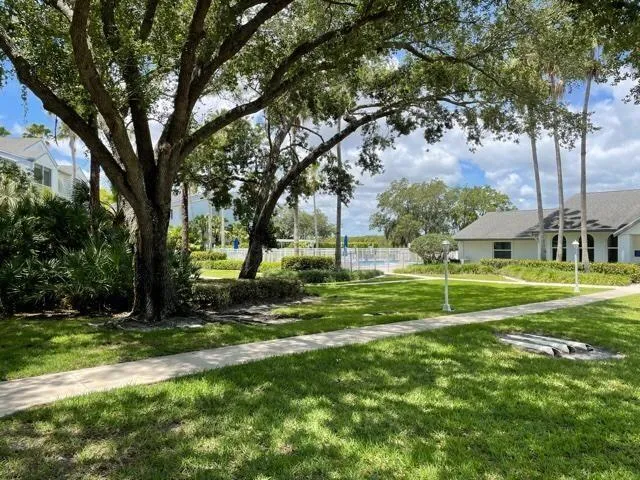 $216,500 | 2500 Southeast Anchorage Cove, Unit D3, Port St. Lucie, FL 34952