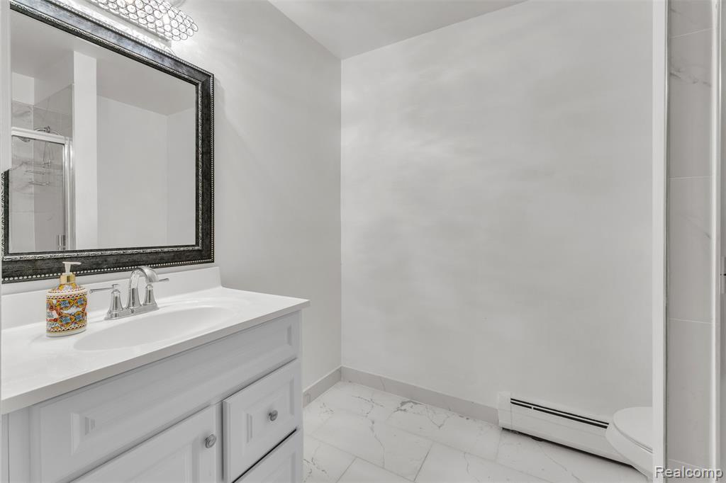 4113 Telegraph Road, Unit A214 Bloomfield Hills, MI 48302 - Photo 25 of 30