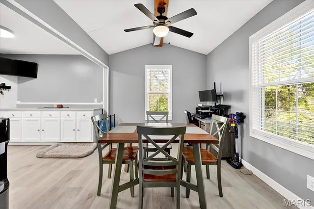 $309,900 | 352 Fourbush Court, Winfield, MO 63389