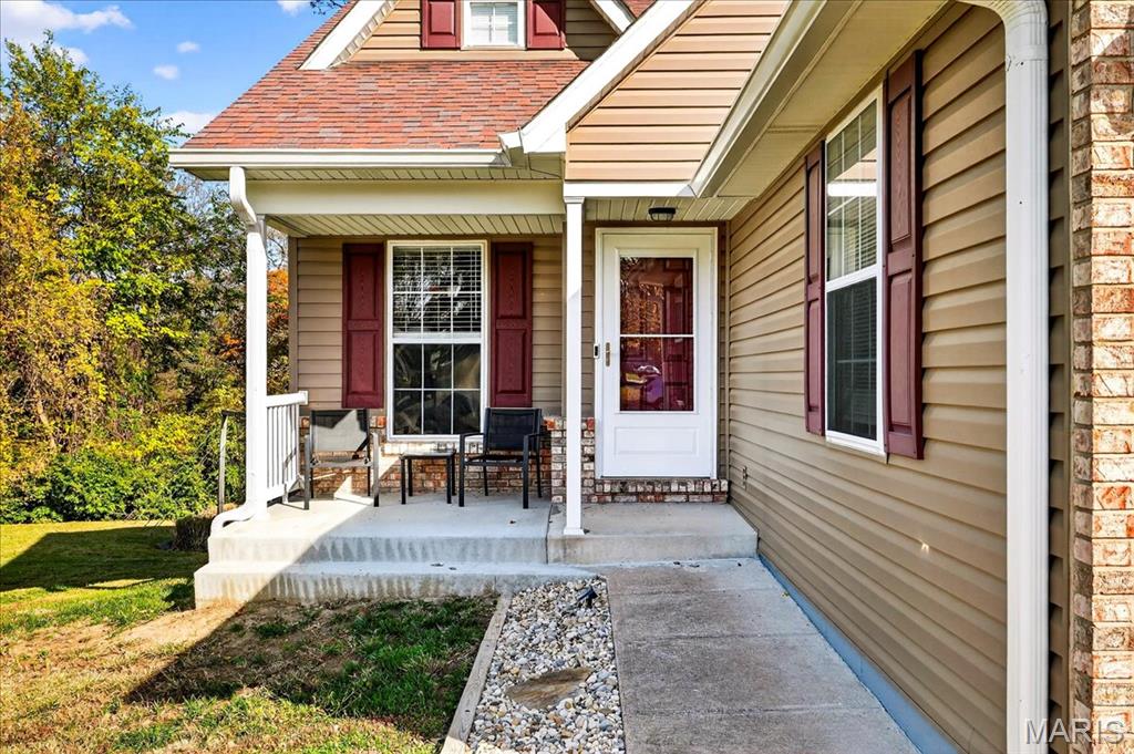 352 Fourbush Court Winfield, MO 63389 - Photo 3 of 45