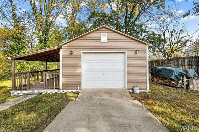 $309,900 | 352 Fourbush Court, Winfield, MO 63389