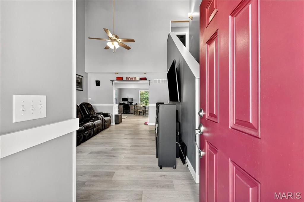 352 Fourbush Court Winfield, MO 63389 - Photo 4 of 45