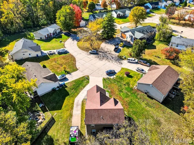 $309,900 | 352 Fourbush Court, Winfield, MO 63389