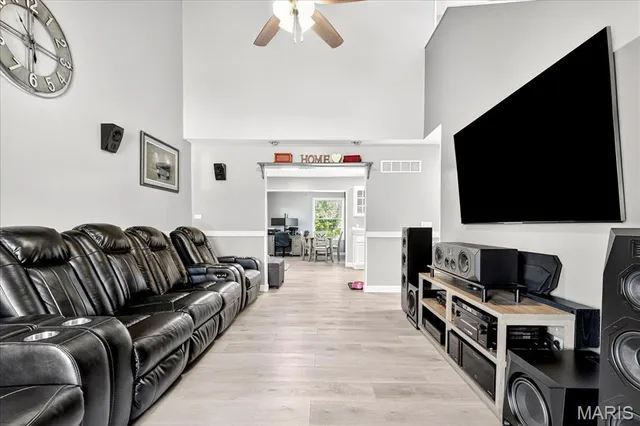 $309,900 | 352 Fourbush Court, Winfield, MO 63389