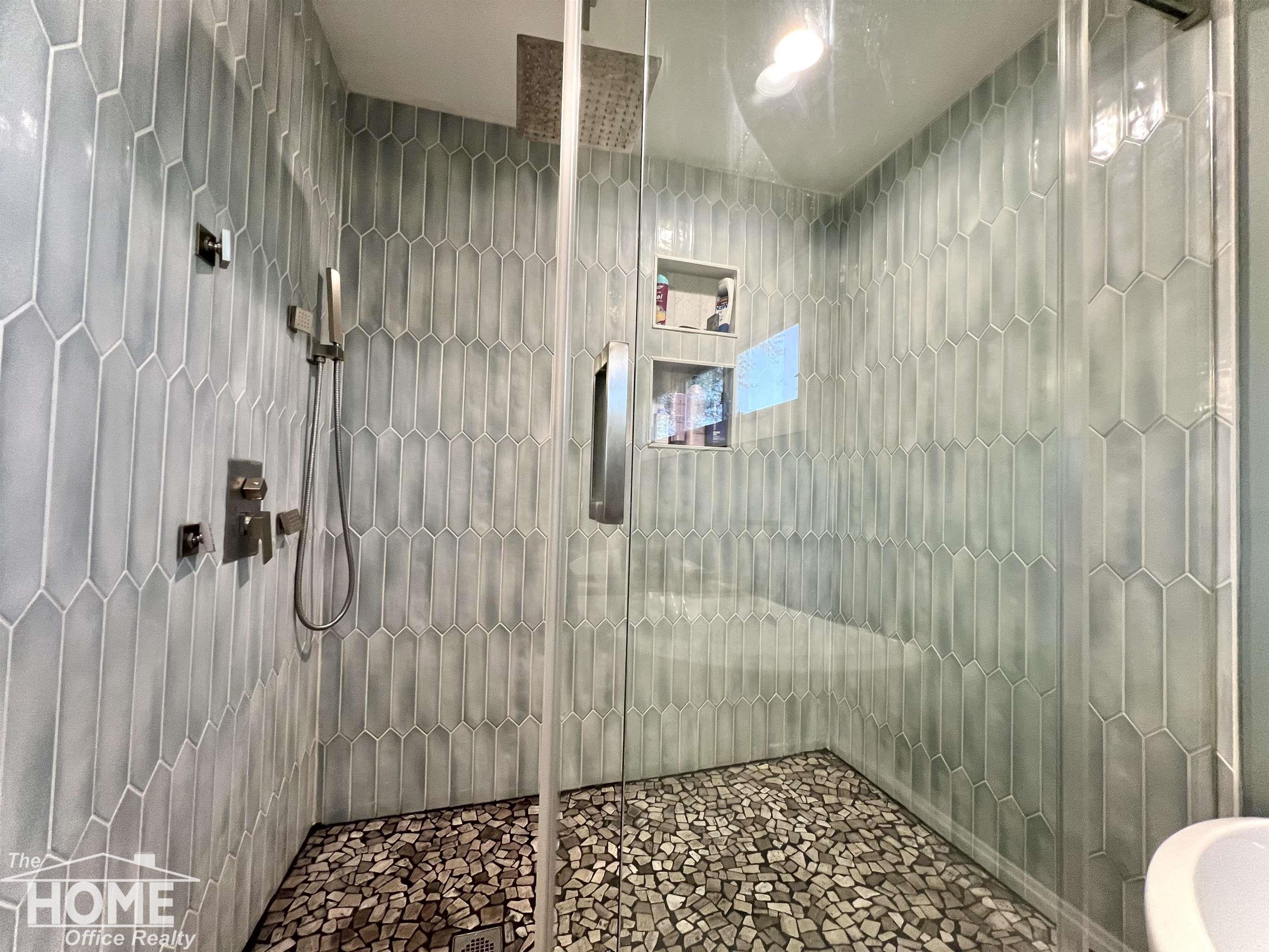 5258 Lytle Road Corunna, MI 48817 - Photo 27 of 96 50143084-4d0b8ead-4ccf-48bb-a223-ebcc8d9a2bb2.JPG