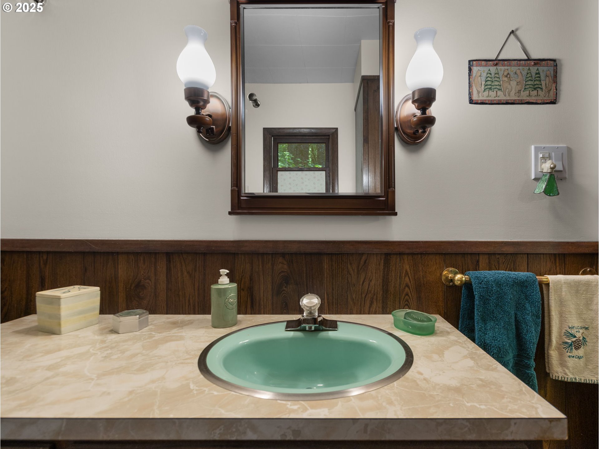 26811 East Road 15 Rhododendron, OR 97049 - Photo 22 of 47 a bathroom with a sink and a mirror