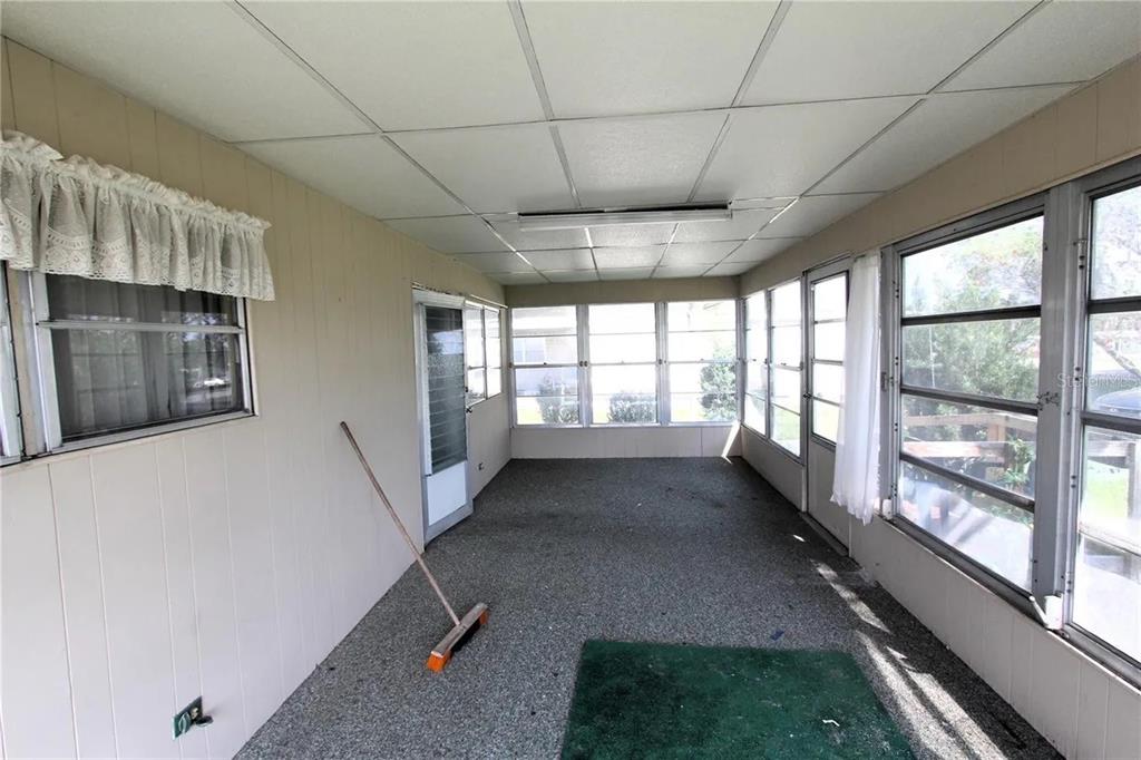 6021 Ridgewood Drive Zephyrhills, FL 33542 - Photo 5 of 12