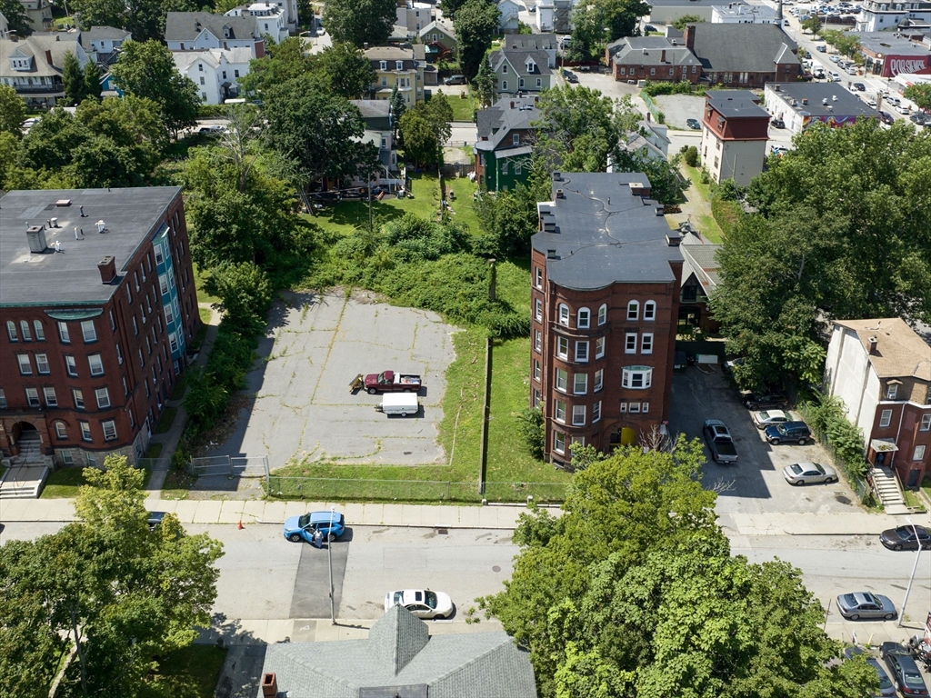 12 Oread Street Worcester, MA 01608 - Photo 2 of 4