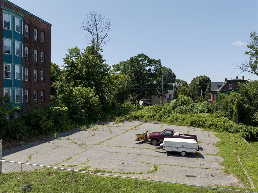 12 Oread Street Worcester, MA 01608 - Photo 3 of 4