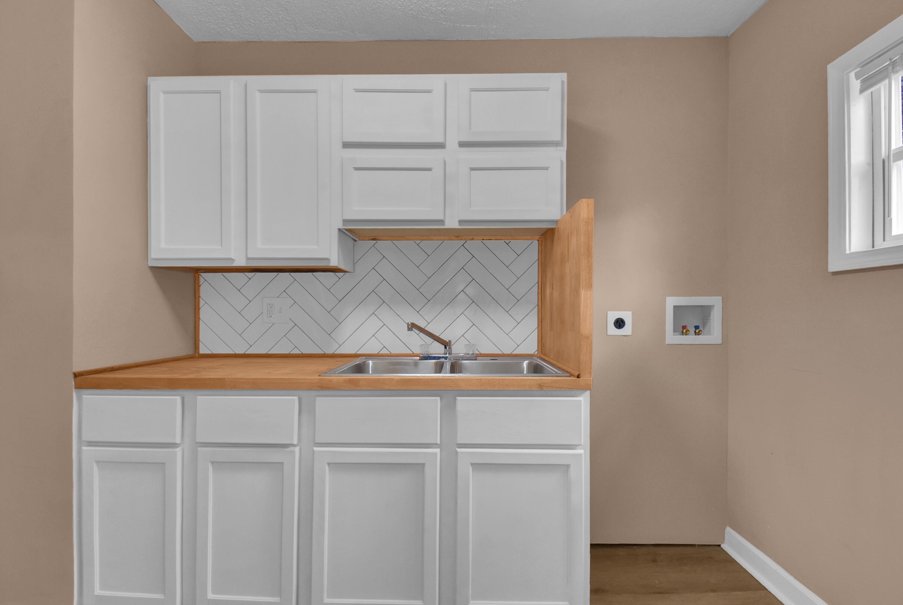 643 Demorest Road Columbus, OH 43204 - Photo 31 of 38 DSC_3442