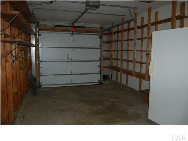 6304 Keating Road Pensacola, FL 32504 - Photo 19 of 23 garage