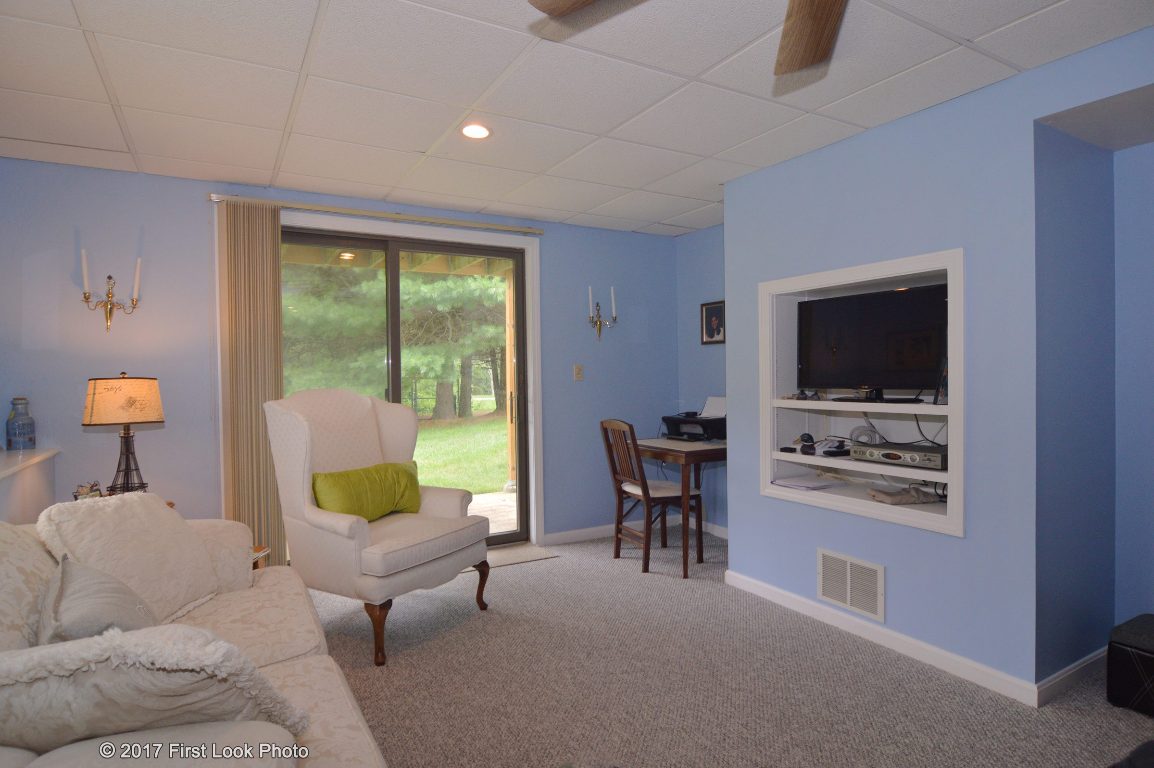 50 Abbott Run Valley Road, Unit 1701 Cumberland, RI 02864 - Photo 23 of 33 Gallery Image 23