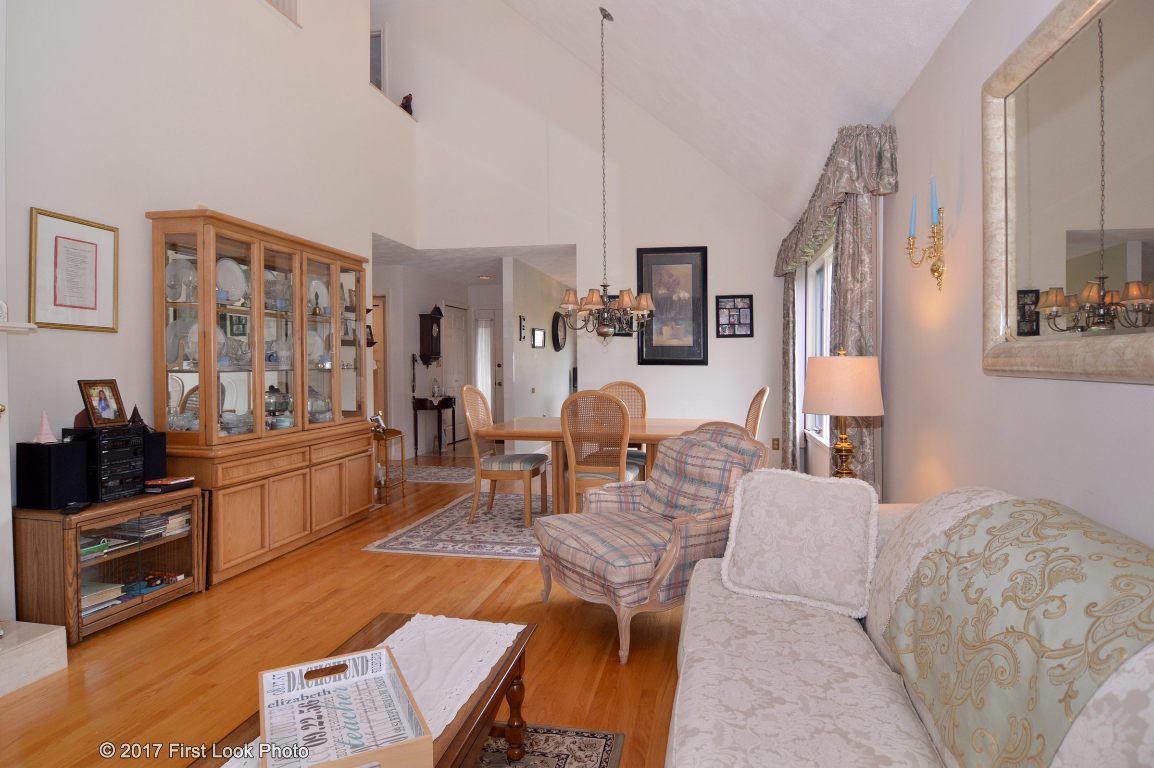 50 Abbott Run Valley Road, Unit 1701 Cumberland, RI 02864 - Photo 4 of 33 Gallery Image 4