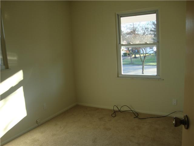 235 North Stygler Road Columbus, OH 43230 - Photo 8 of 18