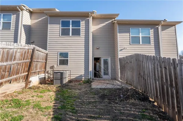 $2,100 | 2384 Belmont Place, Lithonia, GA 30058