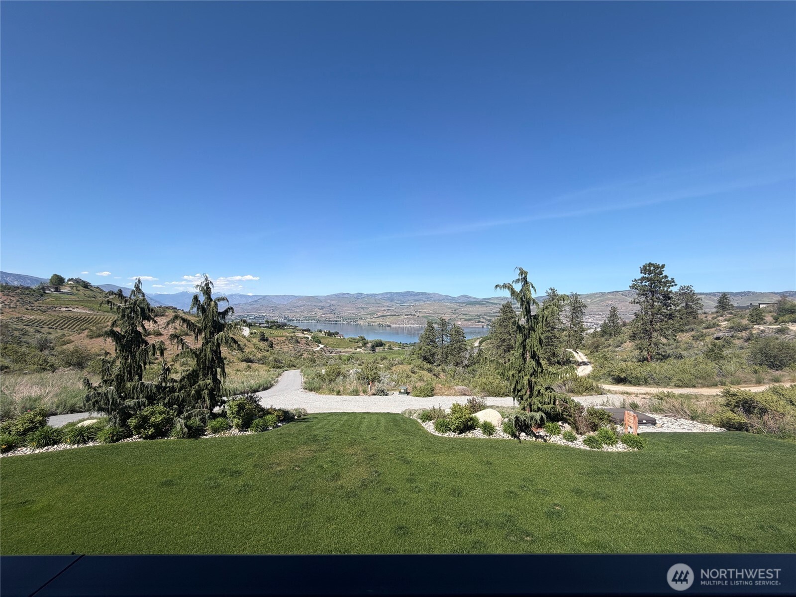 111 Hawks Meadow Road Chelan, WA 98816 - Photo 22 of 40