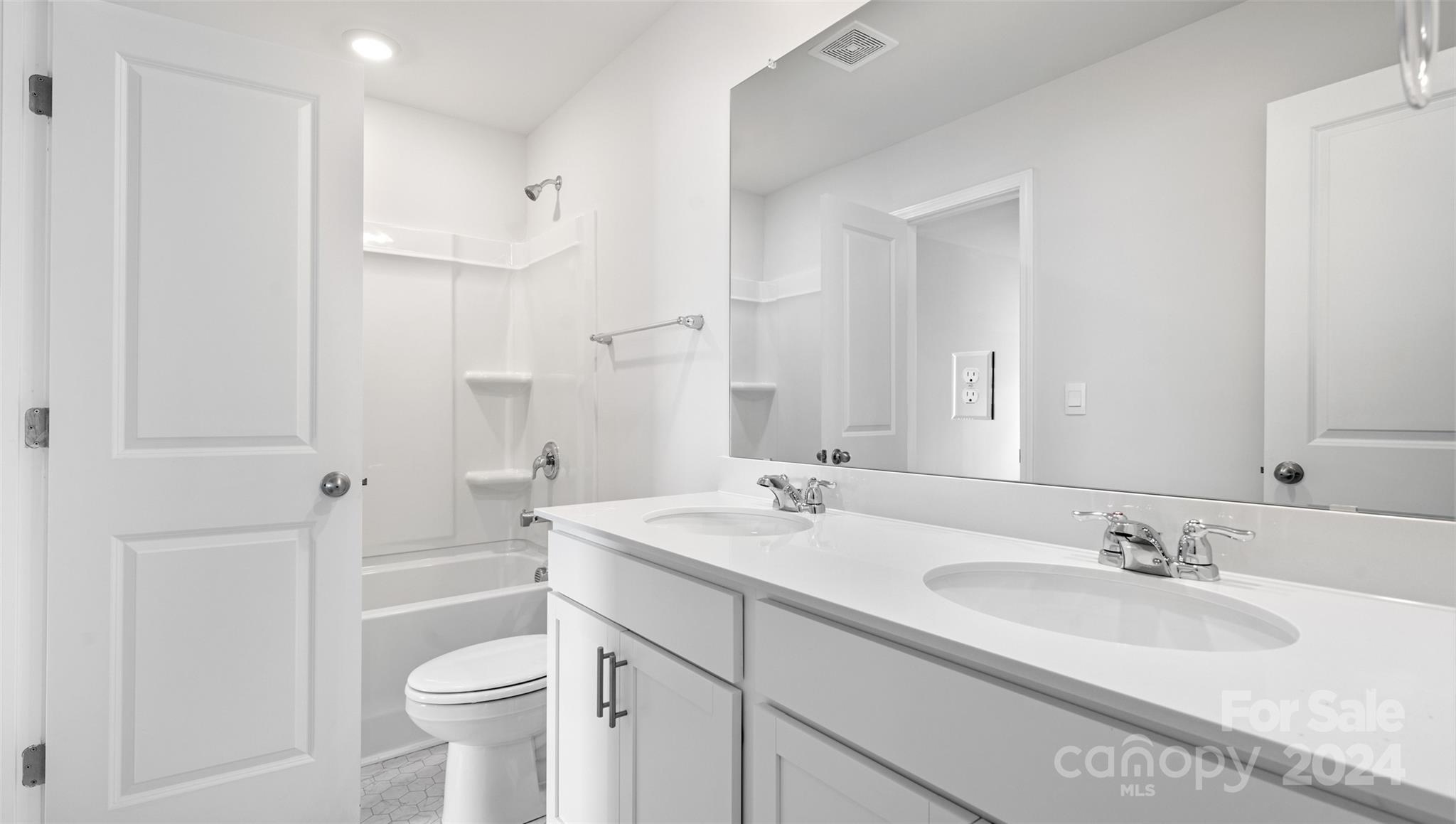 172 Lance Forest Road Fletcher, NC 28732 - Photo 21 of 29 Gallery Image 21