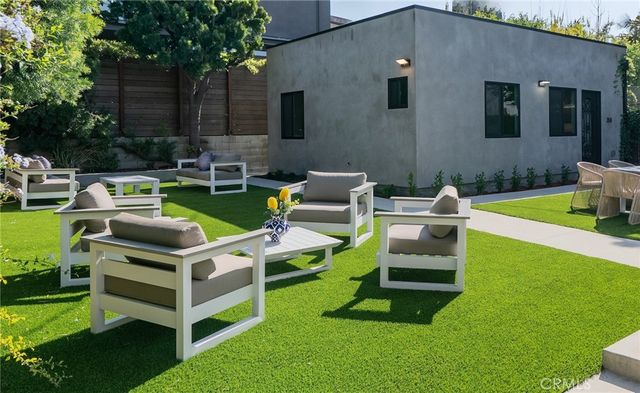 $2,895,000 | 348 South Orange Drive, Los Angeles, CA 90036