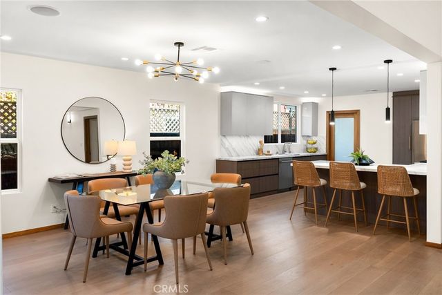 $2,895,000 | 348 South Orange Drive, Los Angeles, CA 90036