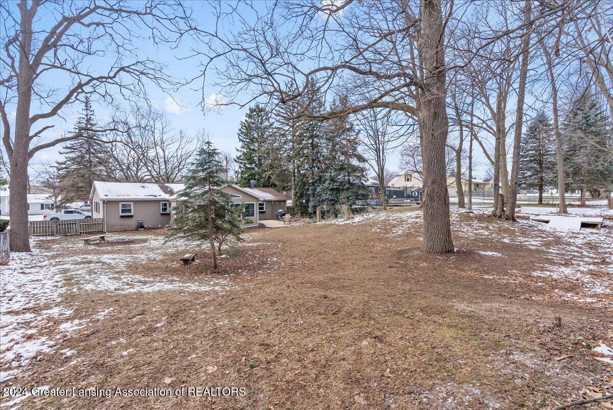 7402 Williamsburg Road Lansing, MI 48917 - Photo 29 of 29 30-Media Jett - 32