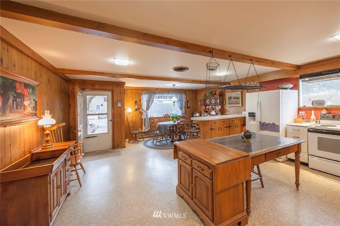 4131 Casey Road Prescott, WA 99348 - Photo 6 of 25